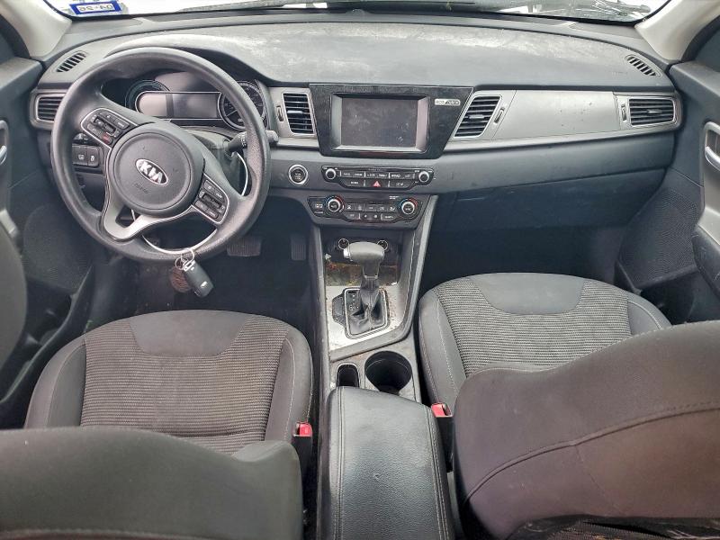 Фото 8 - KIA NIRO