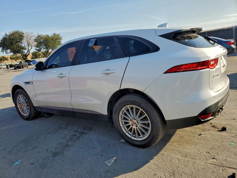 Фото 2 - JAGUAR F-PACE