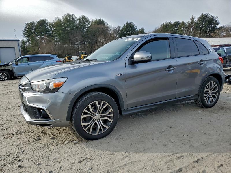 Фото 1 - MITSUBISHI OUTLANDER