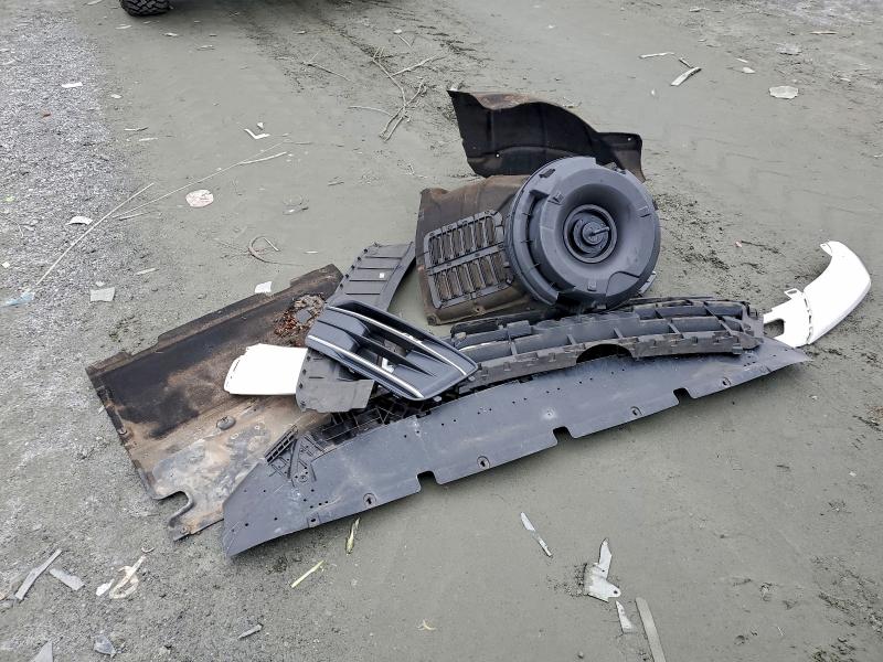 Фото 12 - AUDI Q5