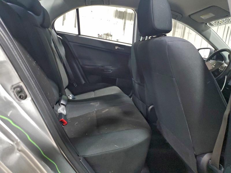 Фото 10 - MITSUBISHI LANCER