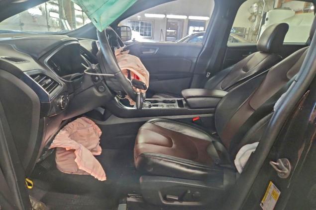 Фото 7 - FORD EDGE