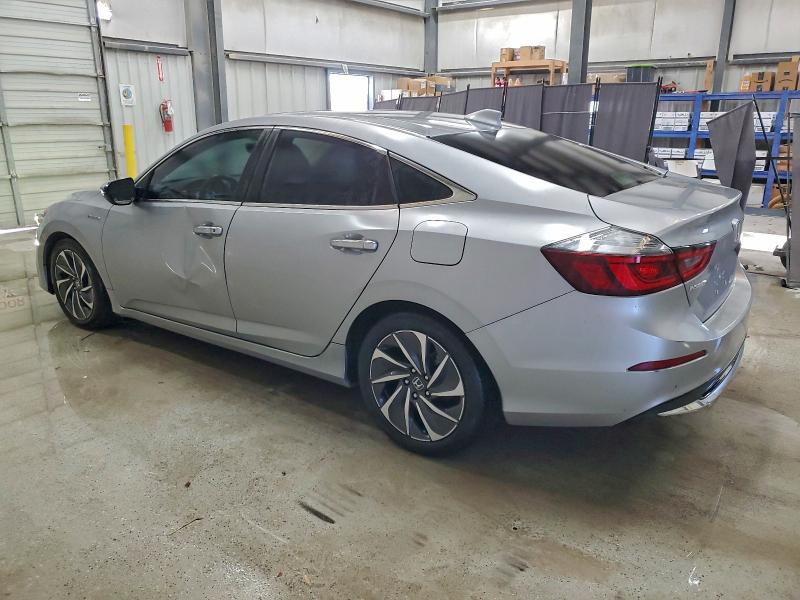 Фото 2 - HONDA INSIGHT