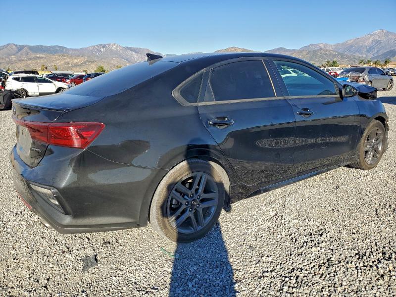 Фото 3 - KIA FORTE