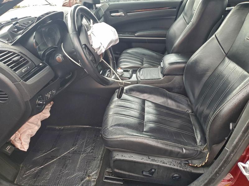 Фото 7 - CHRYSLER 300