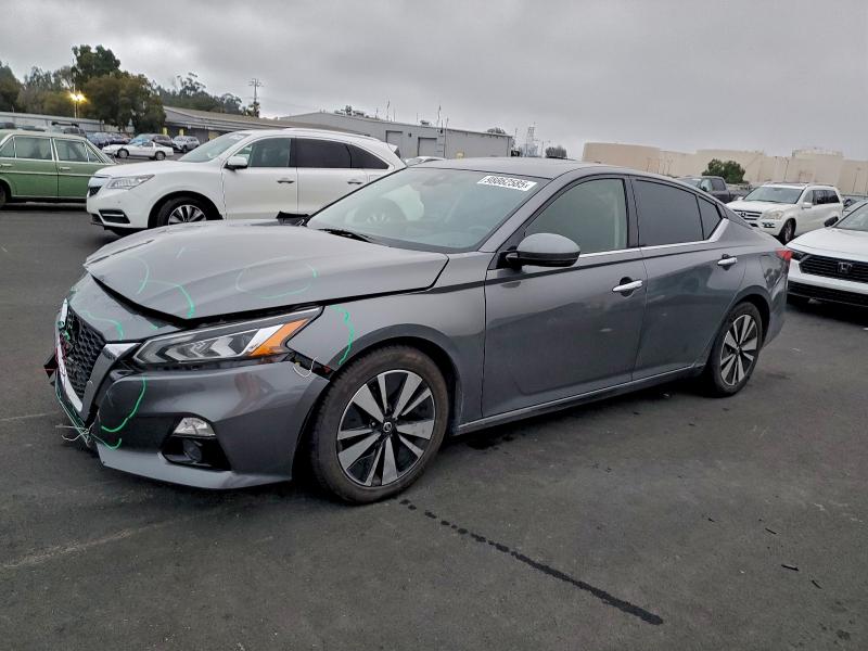 Фото 1 - NISSAN ALTIMA