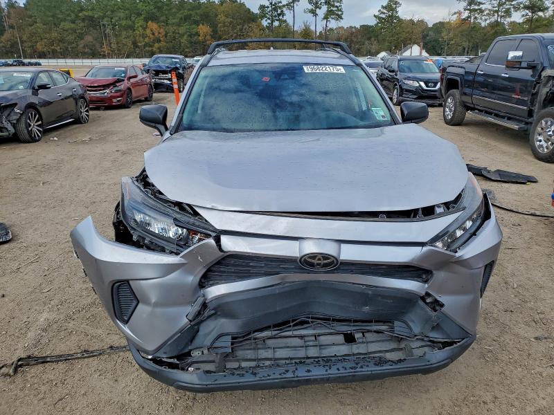 Фото 5 - TOYOTA RAV4