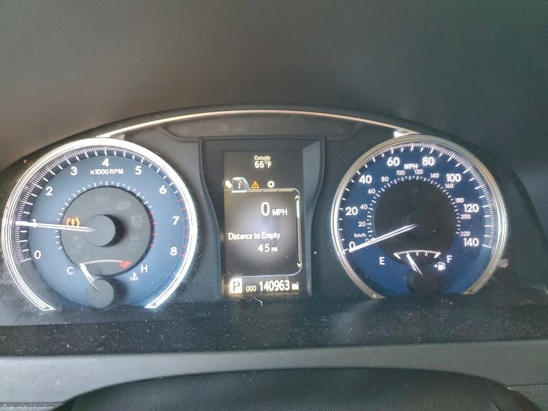 Фото 9 - TOYOTA CAMRY