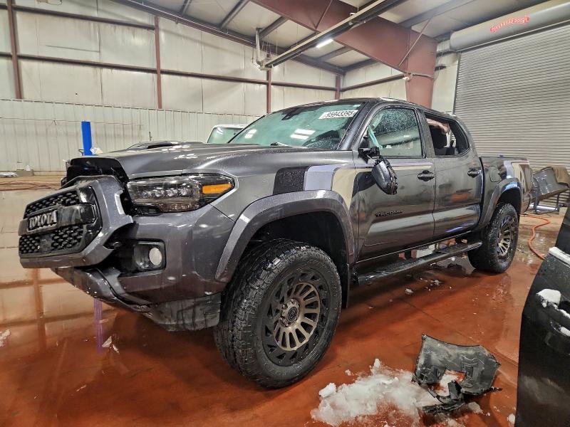 Фото 1 - TOYOTA TACOMA