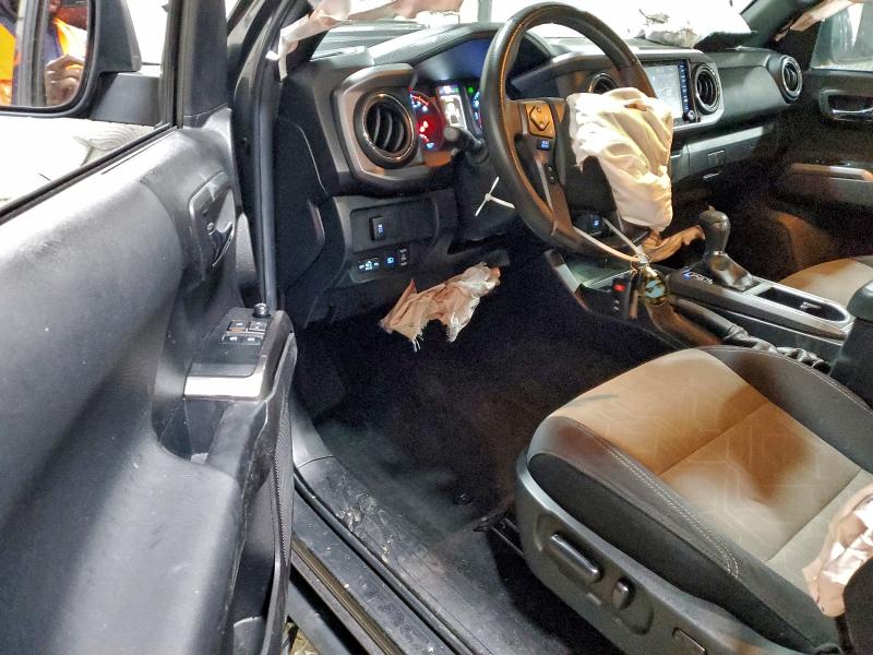 Фото 8 - TOYOTA TACOMA