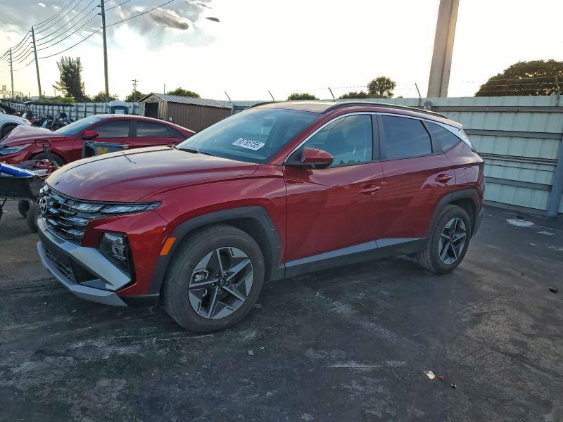 Фото 1 - HYUNDAI TUCSON