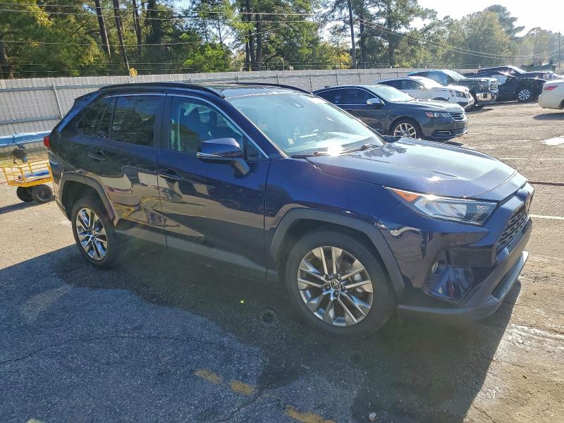 Фото 4 - TOYOTA RAV4