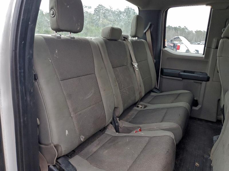 Фото 10 - FORD F-150