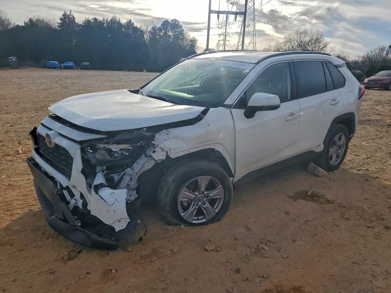 Фото 1 - TOYOTA RAV4