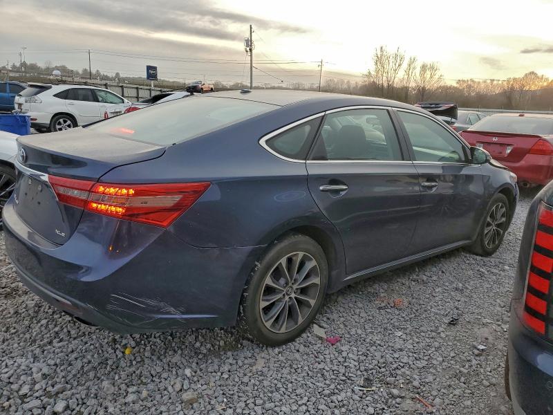 Фото 3 - TOYOTA AVALON