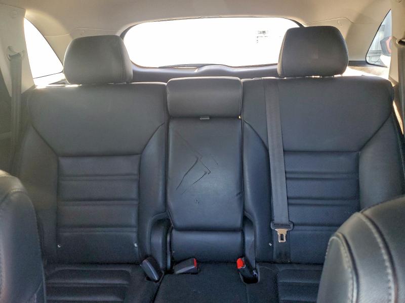 Фото 10 - KIA SORENTO