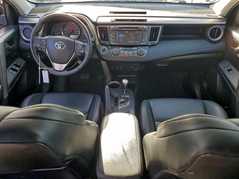 Фото 8 - TOYOTA RAV4