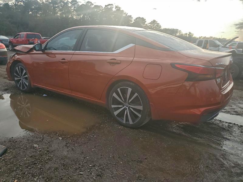 Фото 2 - NISSAN ALTIMA