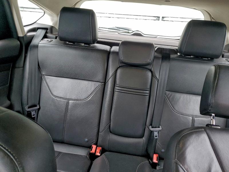 Фото 10 - FORD FOCUS