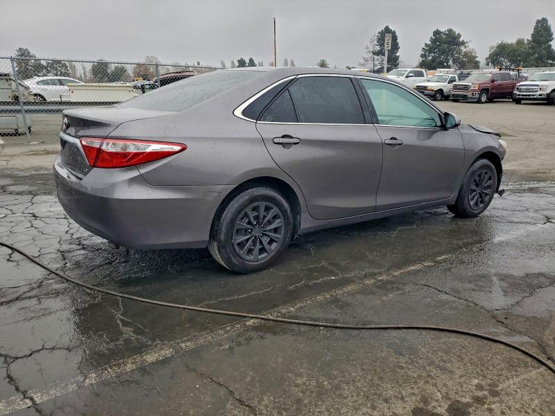 Фото 3 - TOYOTA CAMRY