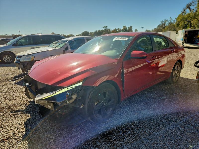 Фото 1 - HYUNDAI ELANTRA