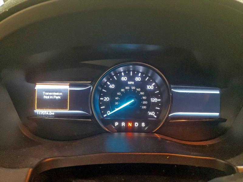 Фото 9 - FORD EXPLORER