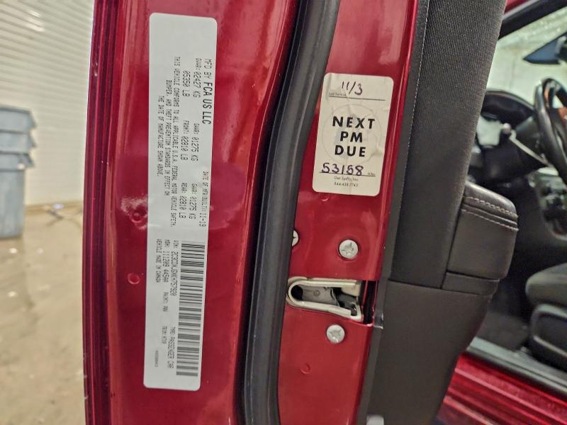 Фото 12 - DODGE CHARGER