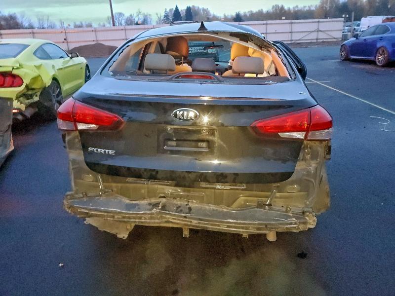 Фото 6 - KIA FORTE