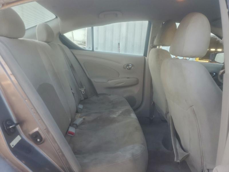 Фото 10 - NISSAN VERSA