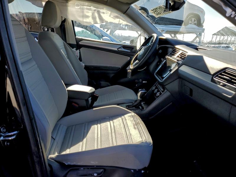 Фото 7 - VOLKSWAGEN TIGUAN