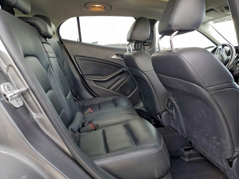 Фото 11 - MERCEDES-BENZ GLA-CLASS