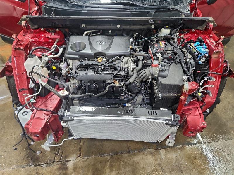 Фото 11 - TOYOTA RAV4