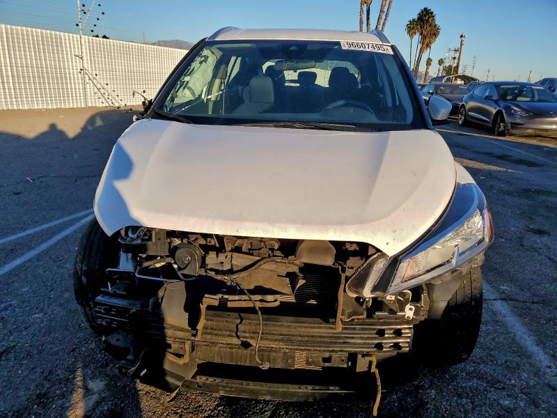 Фото 5 - NISSAN KICKS