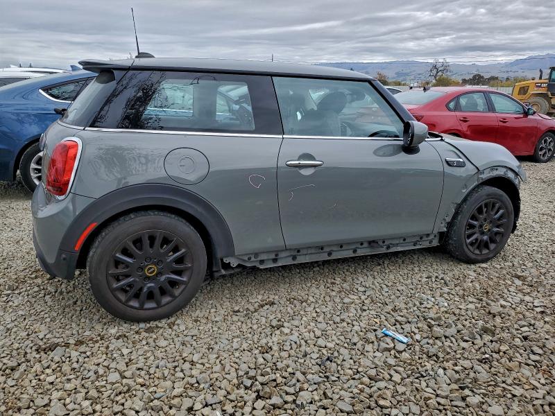 Фото 3 - MINI COOPER