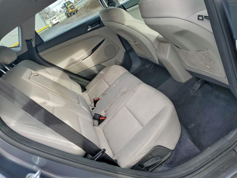 Фото 11 - HYUNDAI TUCSON