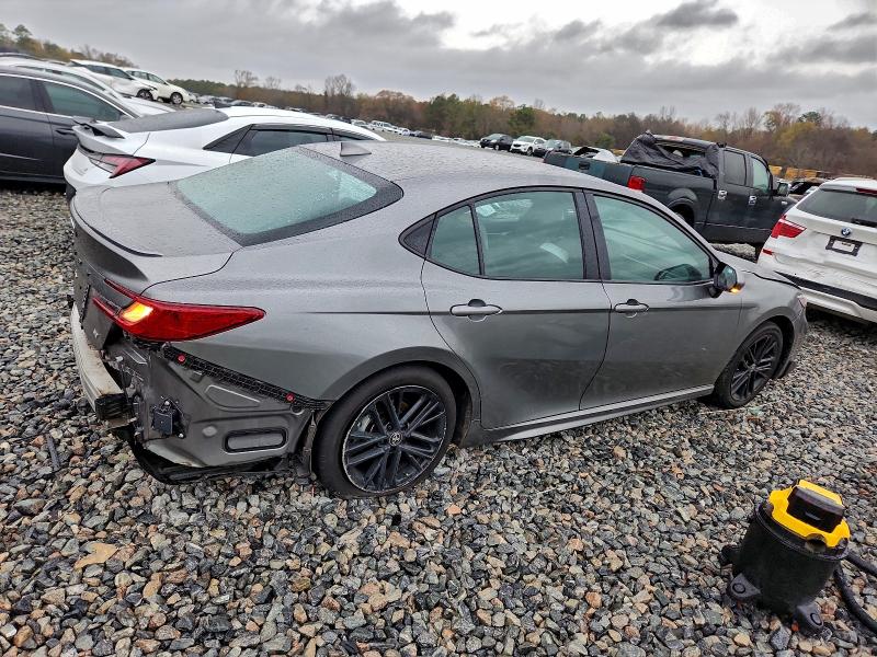 Фото 3 - TOYOTA CAMRY