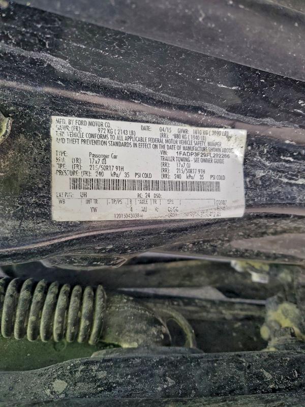 Фото 12 - FORD FOCUS