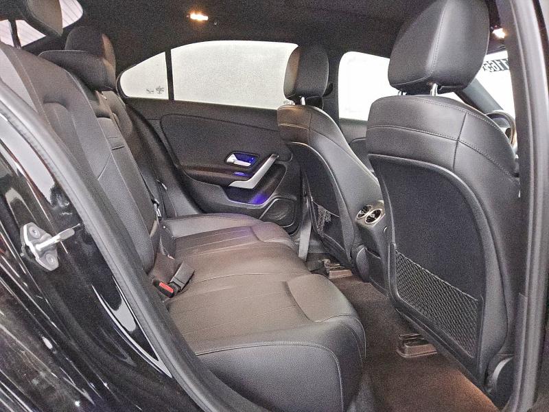 Фото 10 - MERCEDES-BENZ A-CLASS