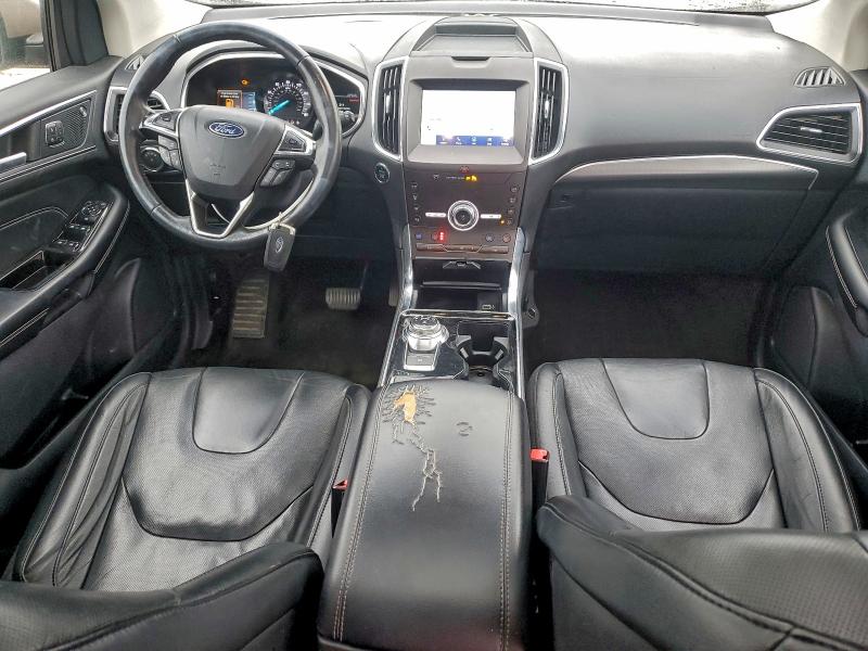 Фото 8 - FORD EDGE