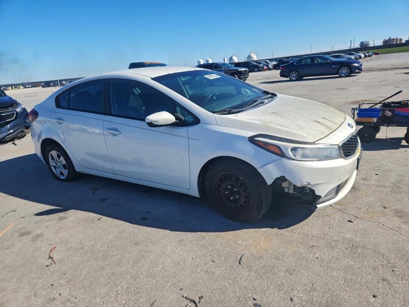 Фото 4 - KIA FORTE