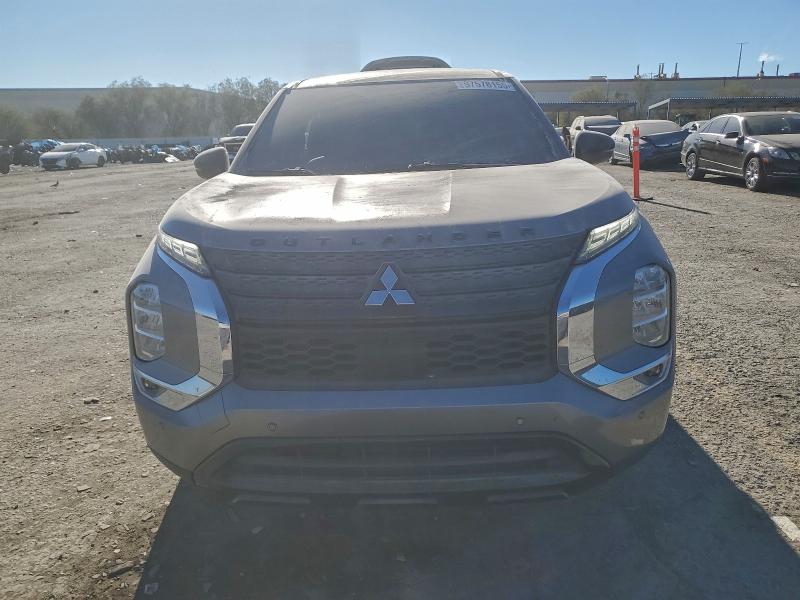 Фото 5 - MITSUBISHI OUTLANDER