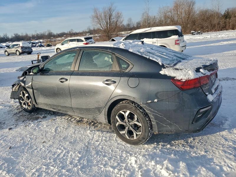 Фото 2 - KIA FORTE