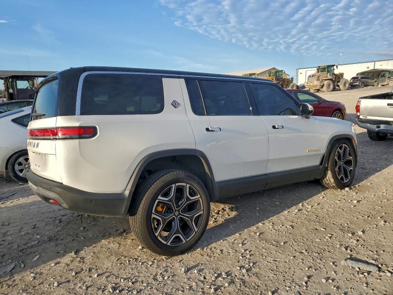 RIVIAN RIS 2023 VIN 7PDSGABL7PN006112