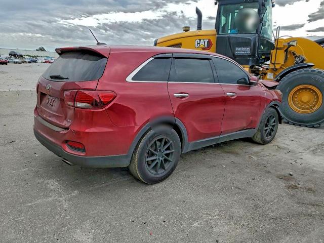 Фото 3 - KIA SORENTO