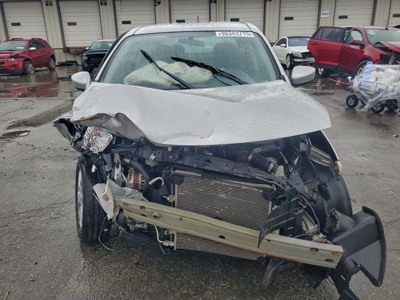 Фото 5 - NISSAN VERSA