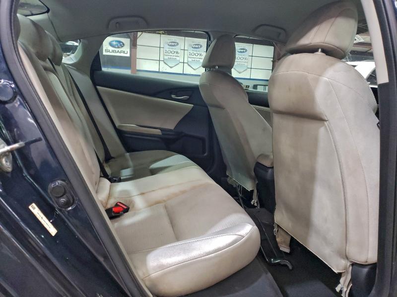 Фото 10 - HONDA INSIGHT