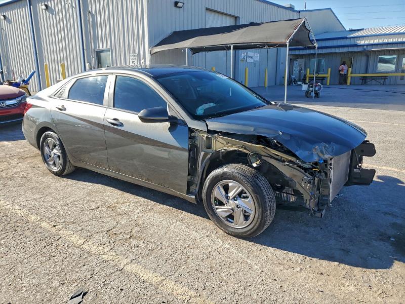 Фото 4 - HYUNDAI ELANTRA