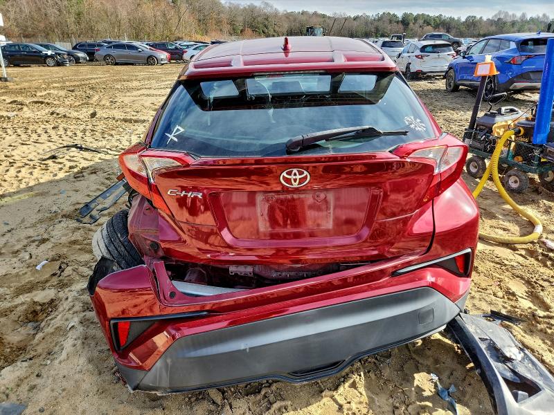 Фото 6 - TOYOTA C-HR