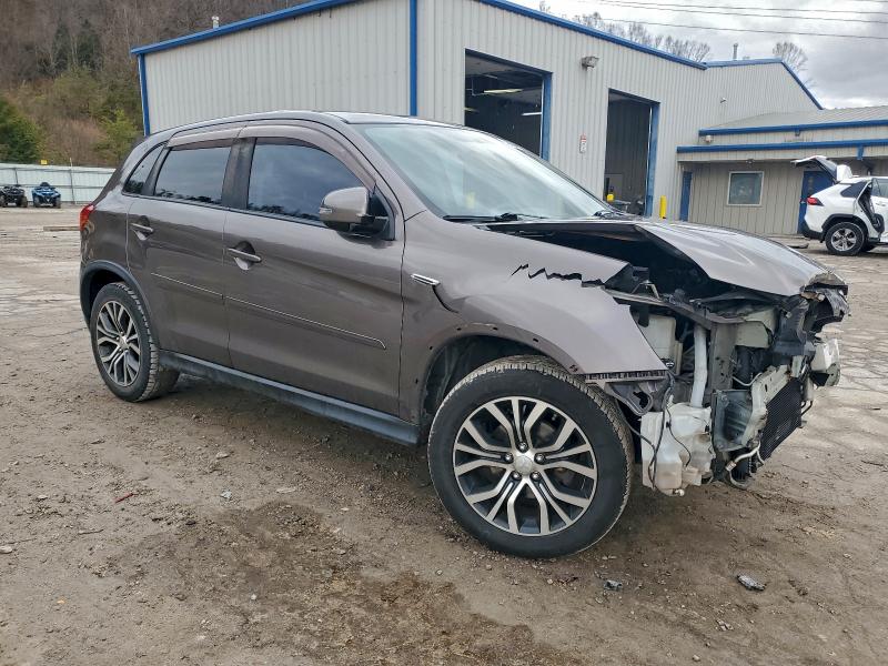 Фото 4 - MITSUBISHI OUTLANDER