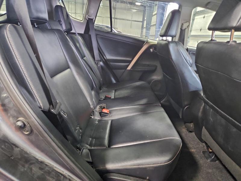 Фото 11 - TOYOTA RAV4